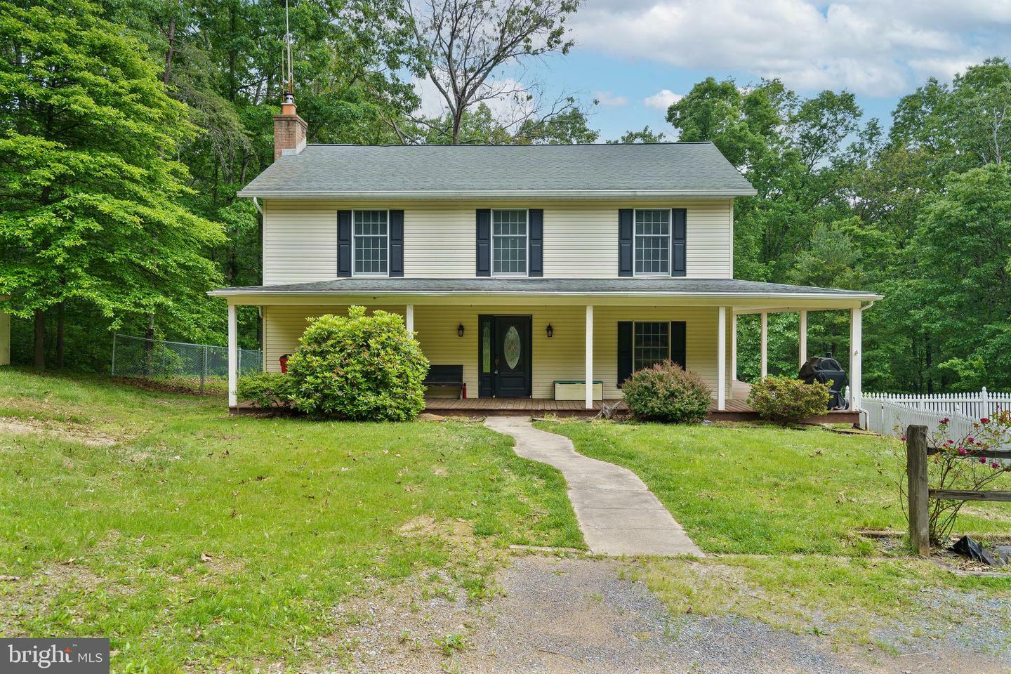 Property Photo:  489 Goodview Drive  WV 25427 