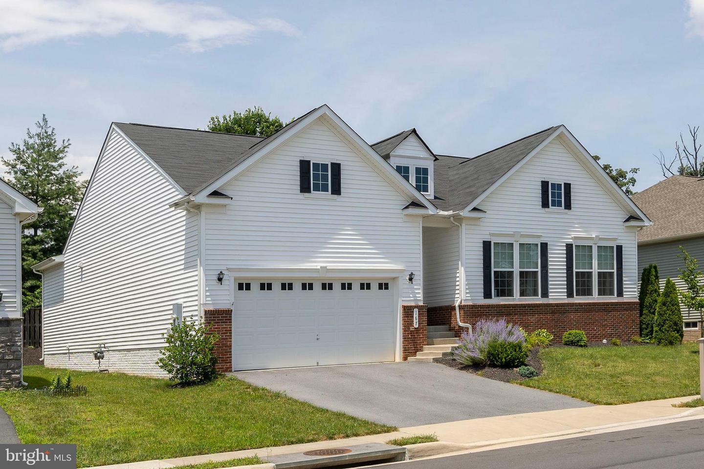 Property Photo: 167 Morning Glory Drive VA 22602
