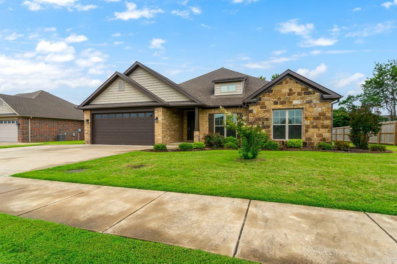 Property Photo: 1690 Josh Drive AR 72034