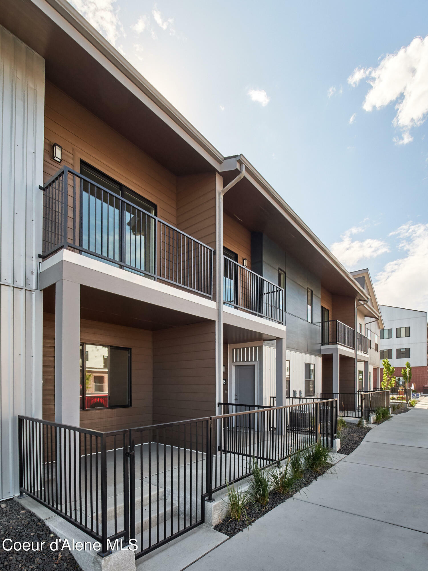 Property Photo: 1008 E 4th Ave #104 ID 83854