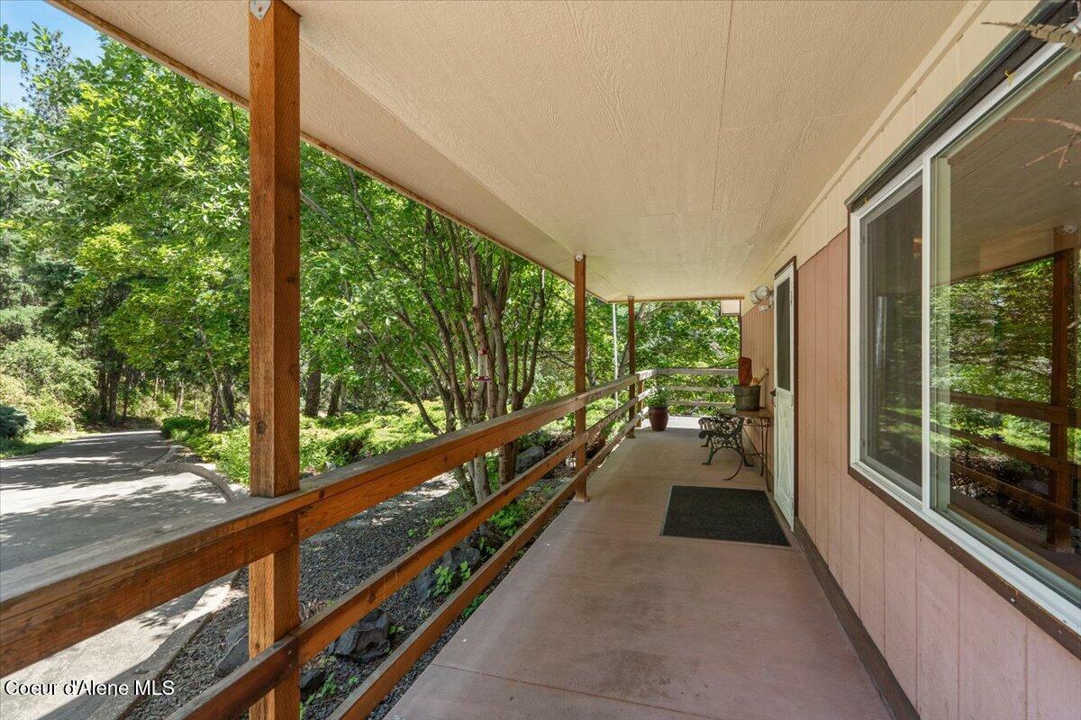Property Photo: 905 S Tanglewood Rd ID 83854