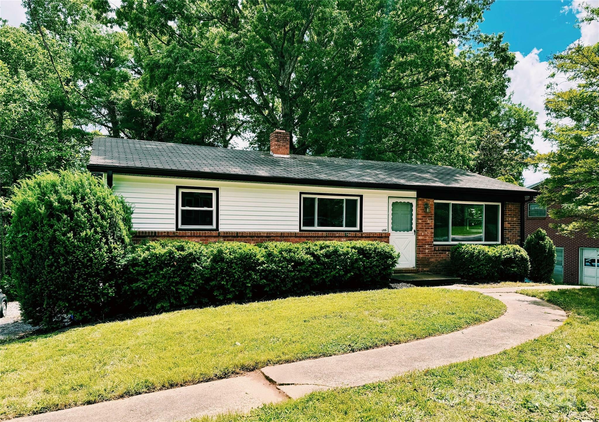 Property Photo: 188 Johnston Boulevard NC 28806