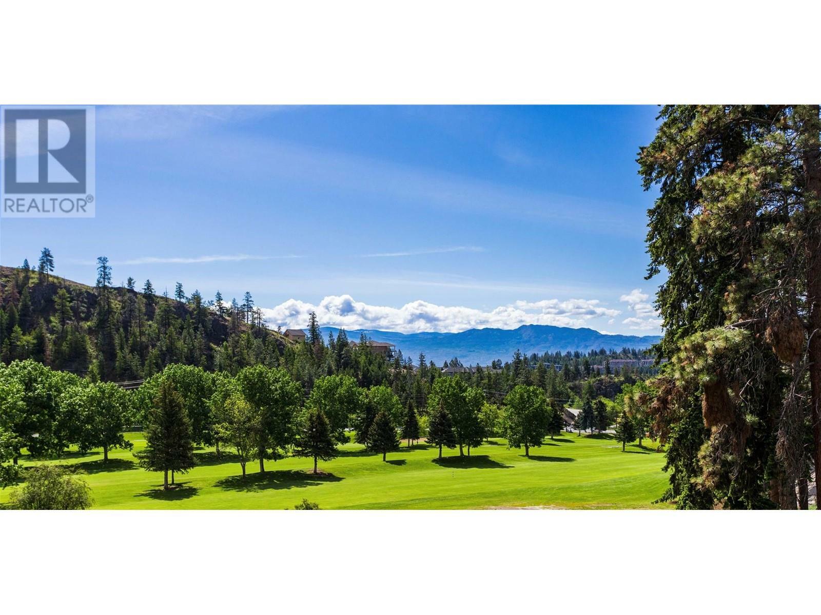 Property Photo: 2490 Tuscany Drive 3 BC V4T 3M4