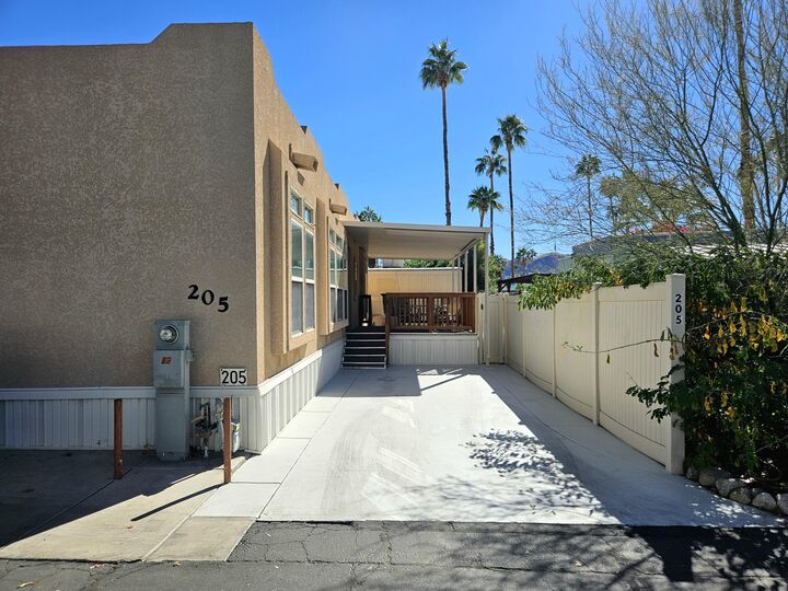 Property Photo:  205 Cherokee Street  CA 92264 