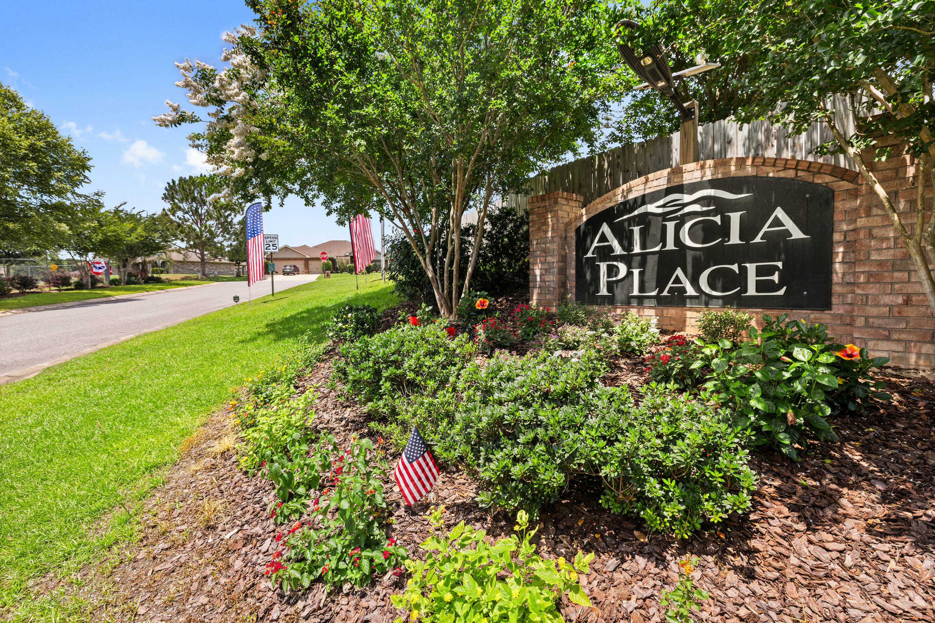 Property Photo: 119 Strike Eagle Drive FL 32536