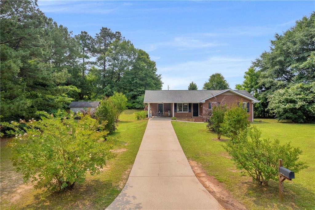 Property Photo: 205 Rainey Brooke Drive GA 30680