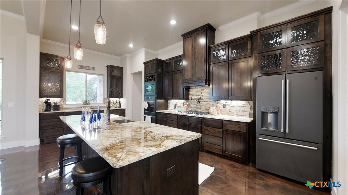 Property Photo: 1007 Bella Vita Drive TX 76559