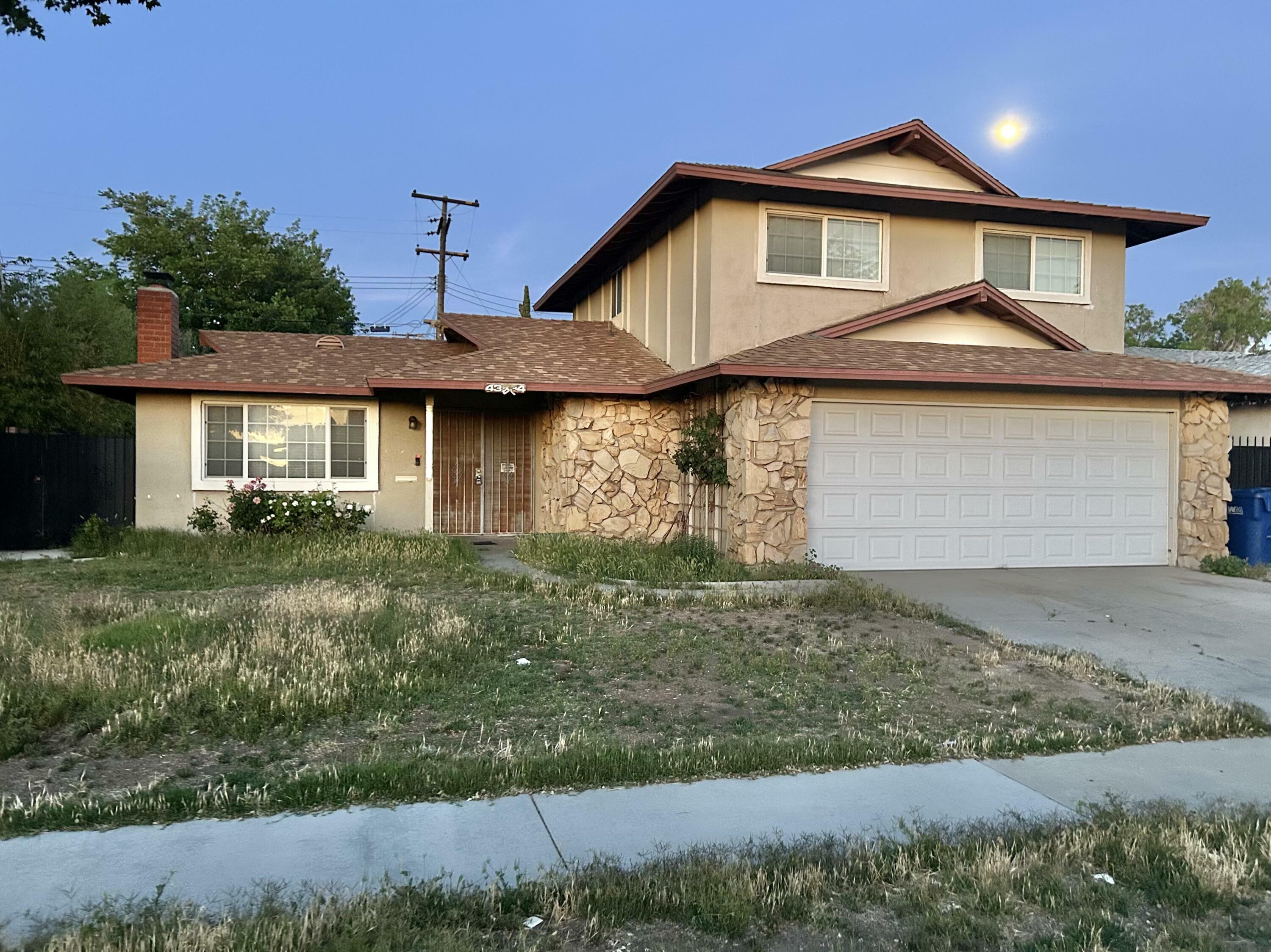 Property Photo: 43834 Gadsden Avenue CA 93534