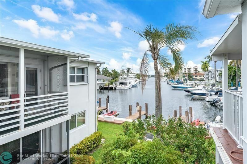 Property Photo: 1420 Cordova Rd 25C FL 33316