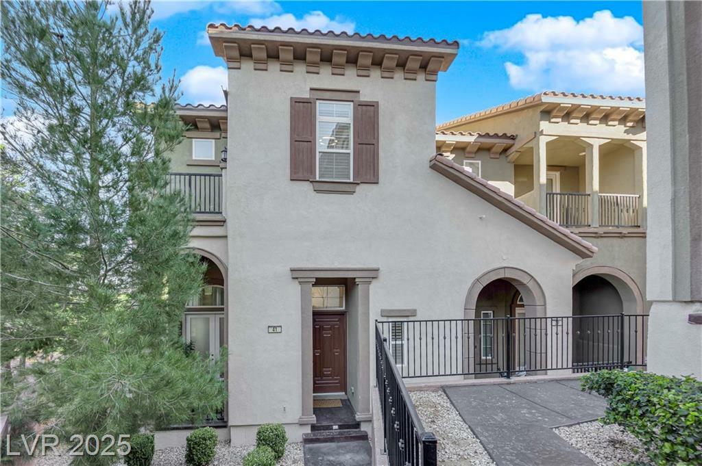 Property Photo: 41 Via Verso Lago NV 89011