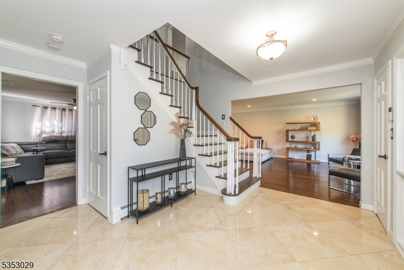 Property Photo: 114 Helen Ct NJ 07417