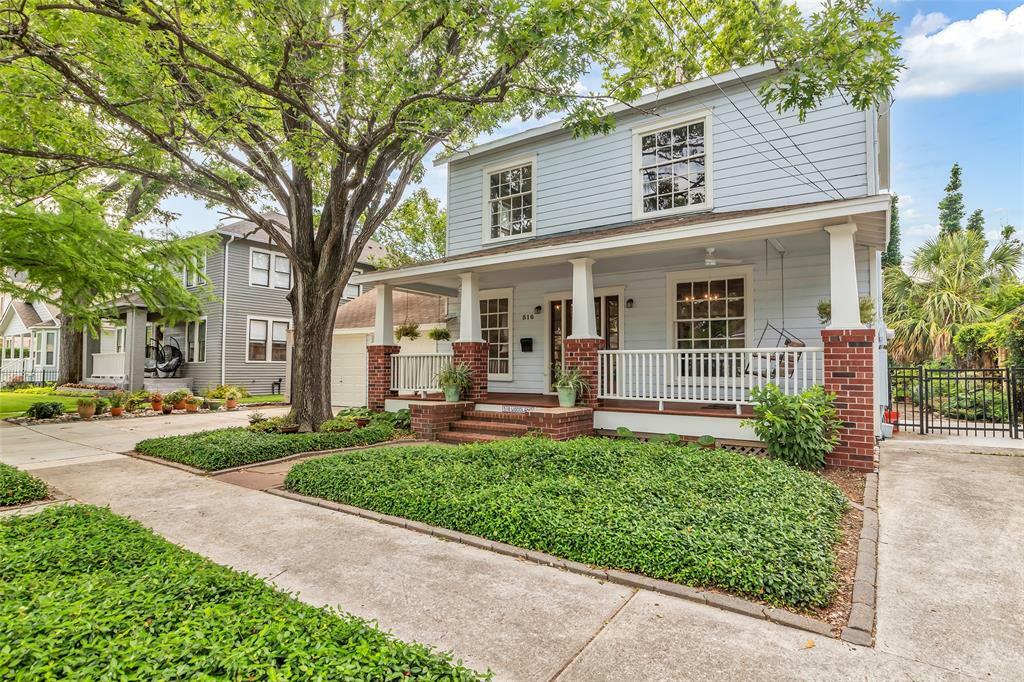 Property Photo: 516 Woodland Street TX 77009