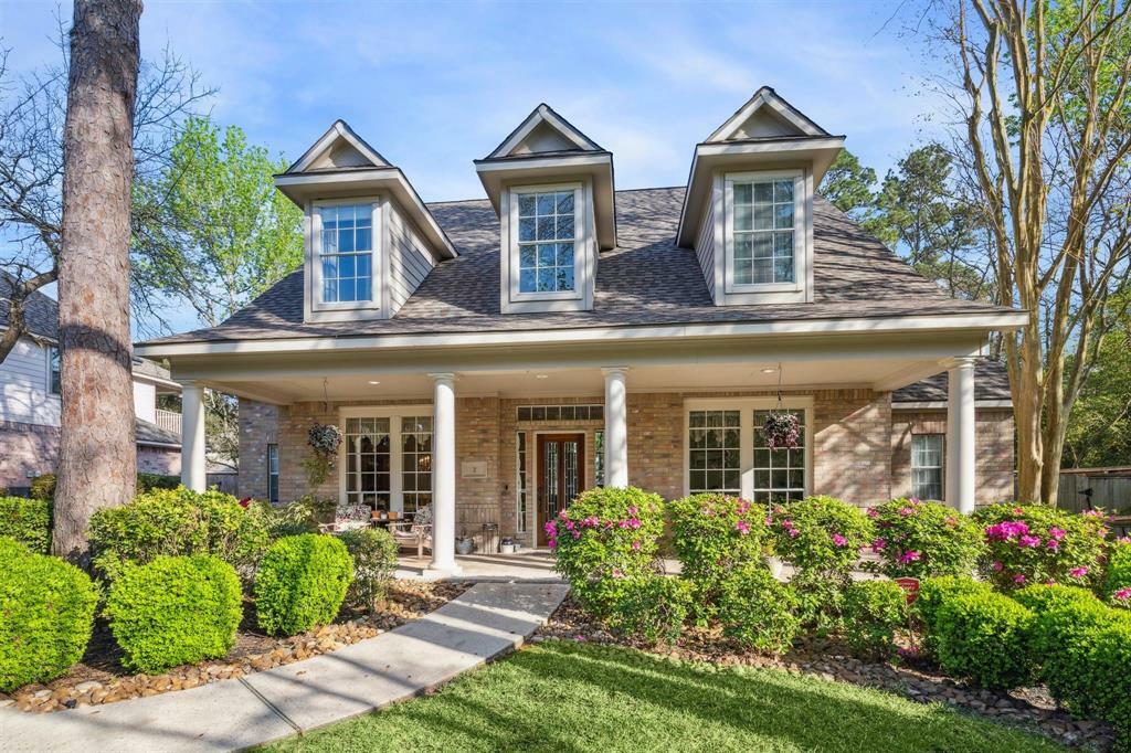 Property Photo: 2 Slatestone Circle TX 77382
