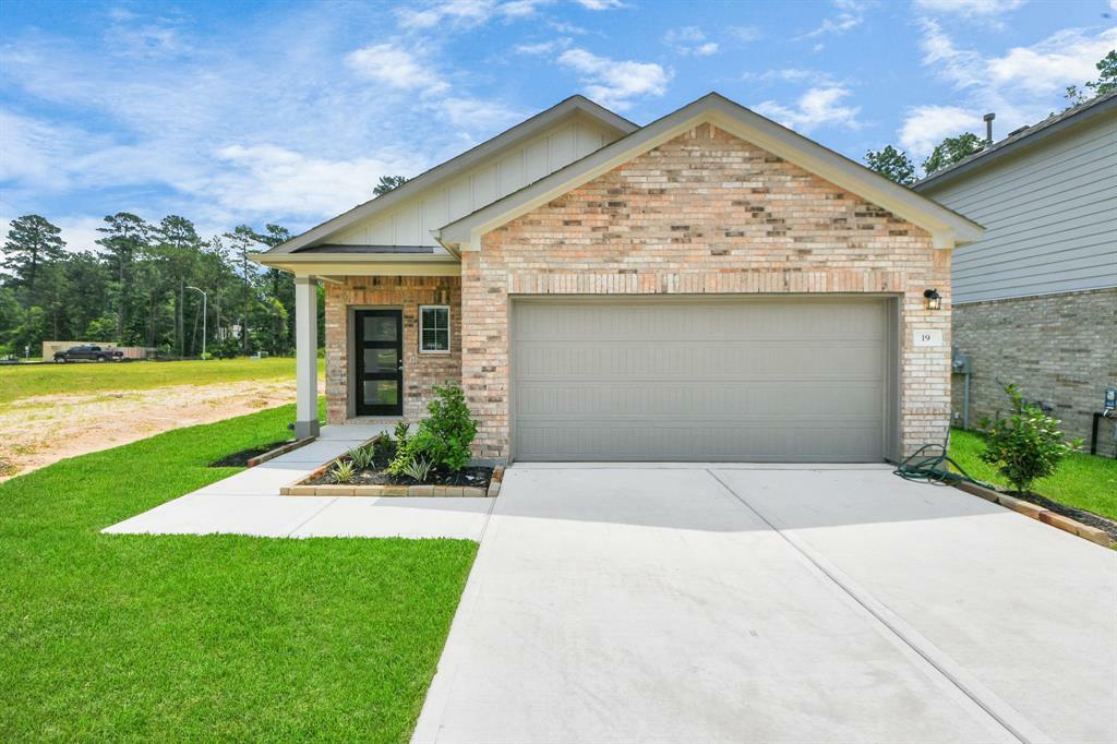 Property Photo: 19 Courageous Side Way TX 77354