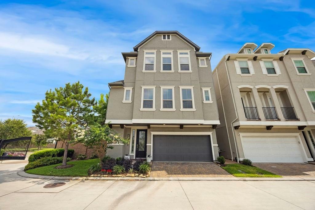 Property Photo: 10603 Centre Green Way TX 77043