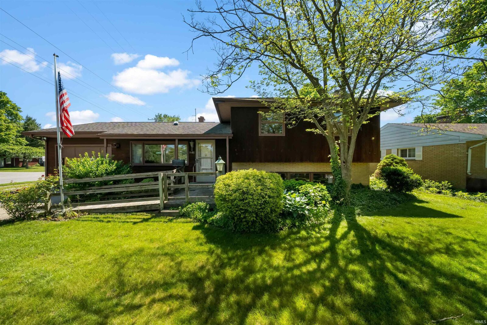 Property Photo: 1648 Vernerlee Lane IN 46635-1949