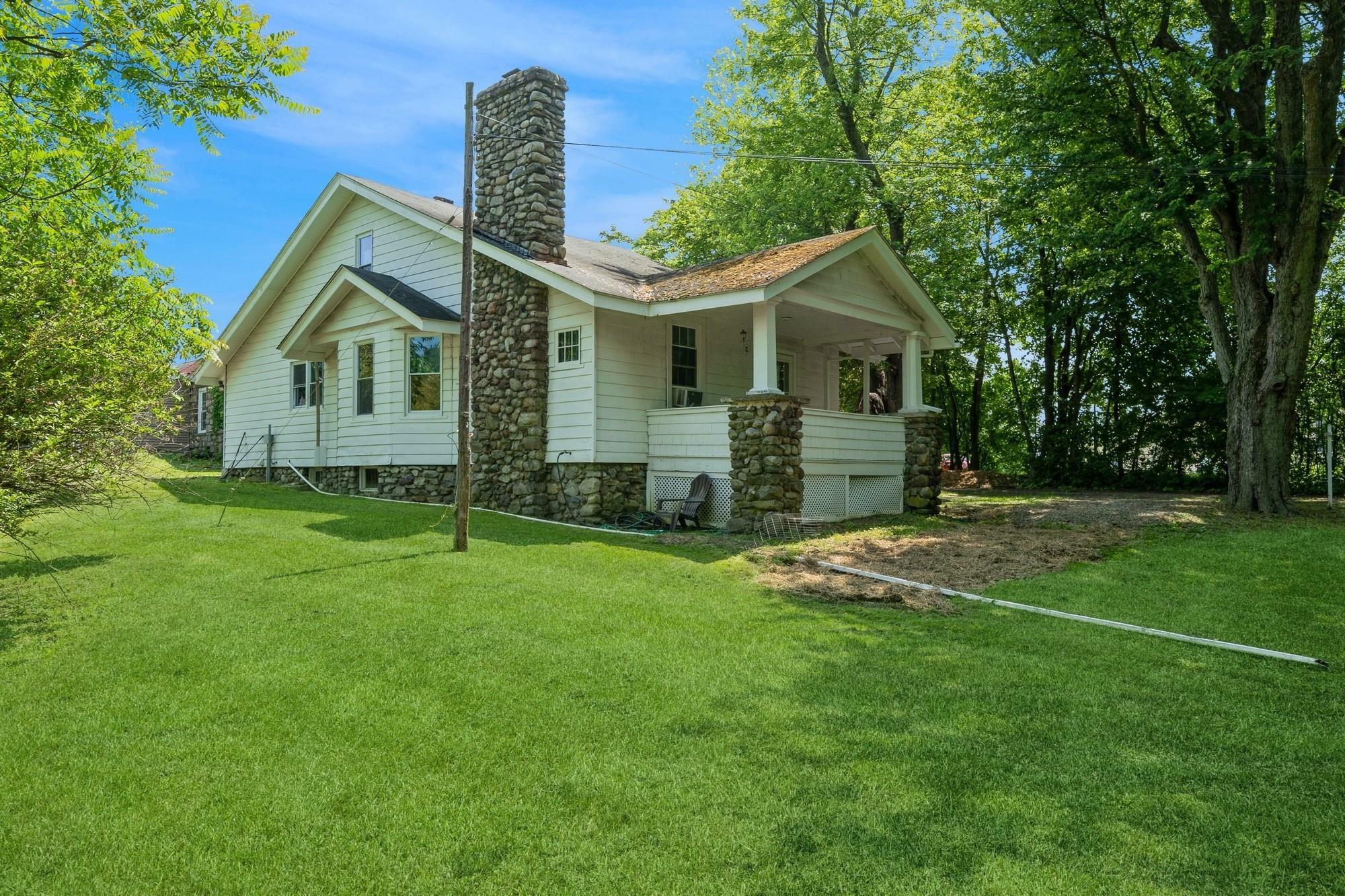 Property Photo: 1728 Nys Route 17 M 2 NY 10924