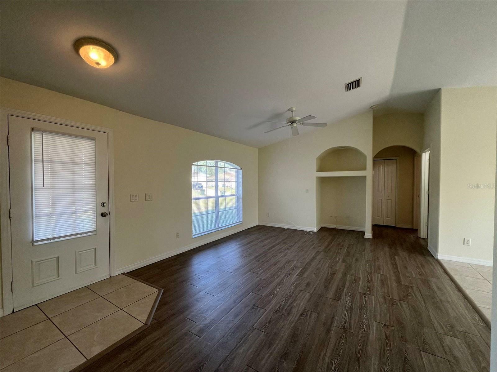 Property Photo: 7450 Blutter Road FL 34291