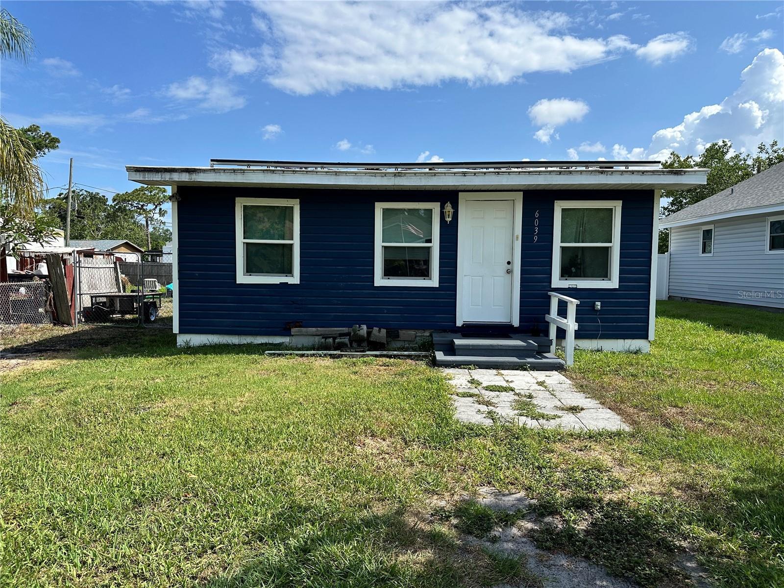 Property Photo: 6039 81st Avenue N FL 33781