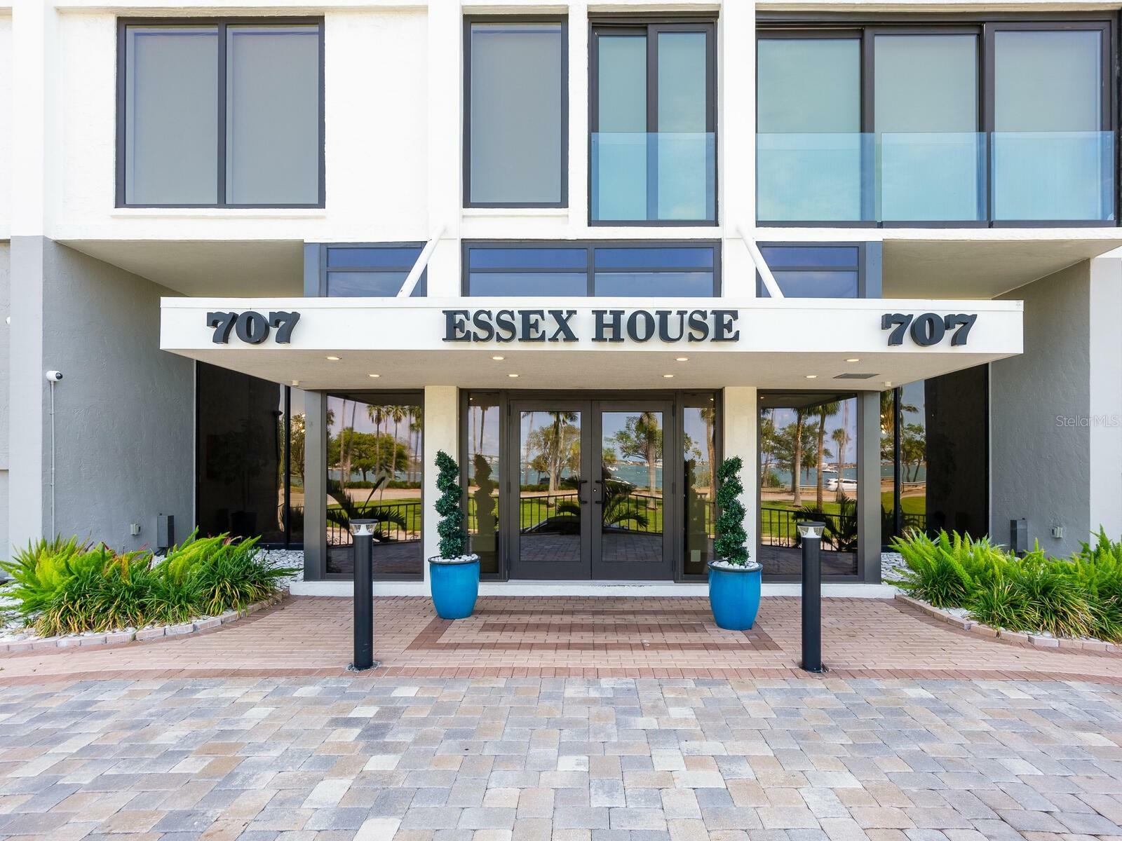 Property Photo: 707 S Gulfstream Avenue 301 FL 34236