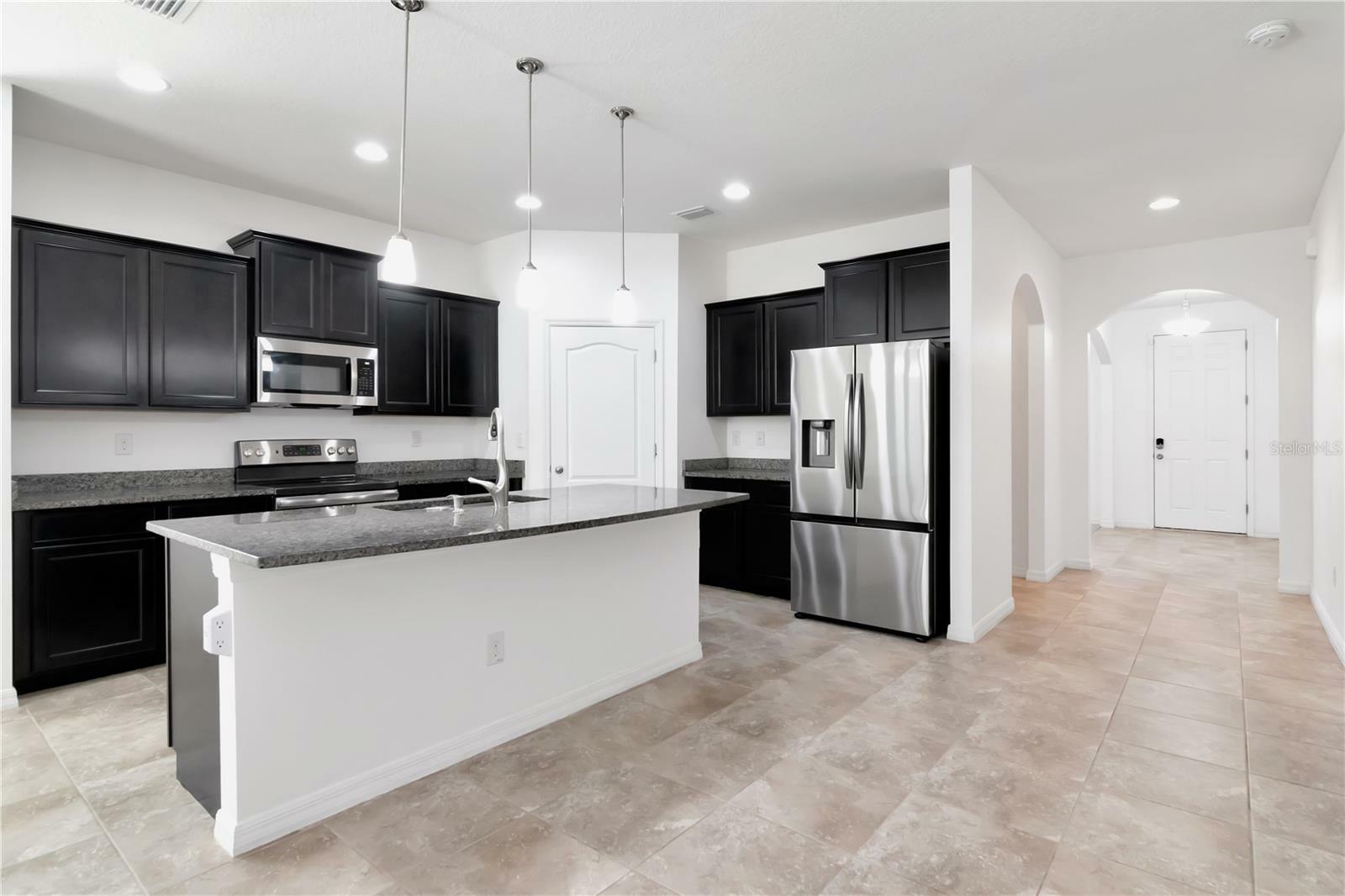 Property Photo: 5446 Suncatcher Drive FL 33545