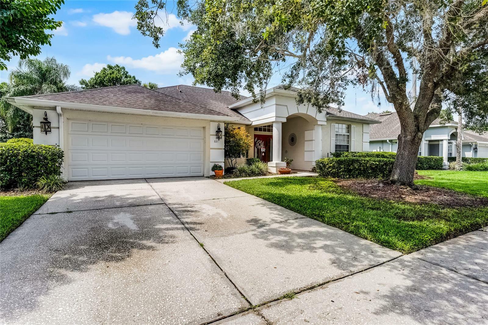 Property Photo: 821 Shallow Brook Avenue FL 32708