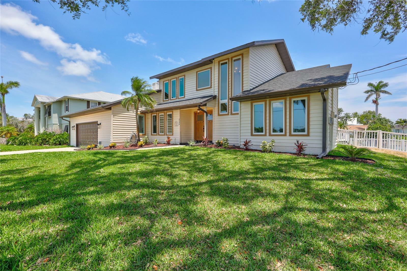 Property Photo:  4506 17th Street W  FL 34221 