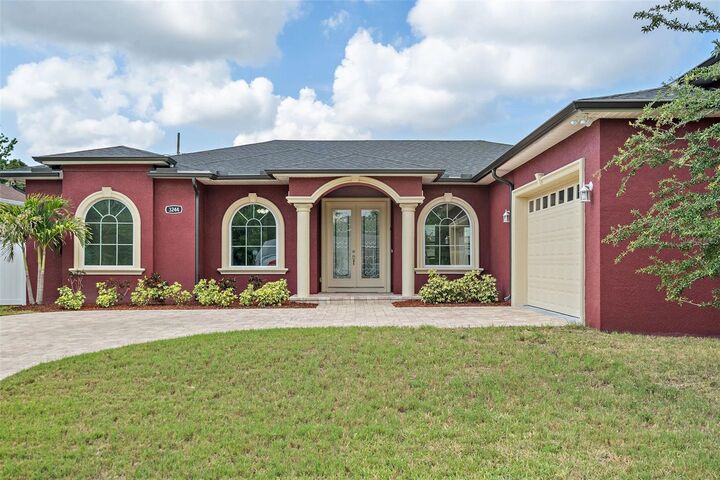 Property Photo:  3244 55th Ave N  FL 33714 