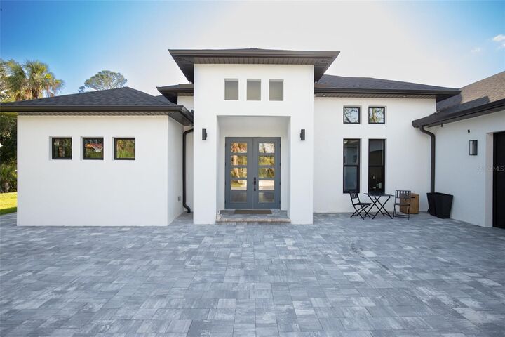 Property Photo: 6713 Taneytown Street FL 34291