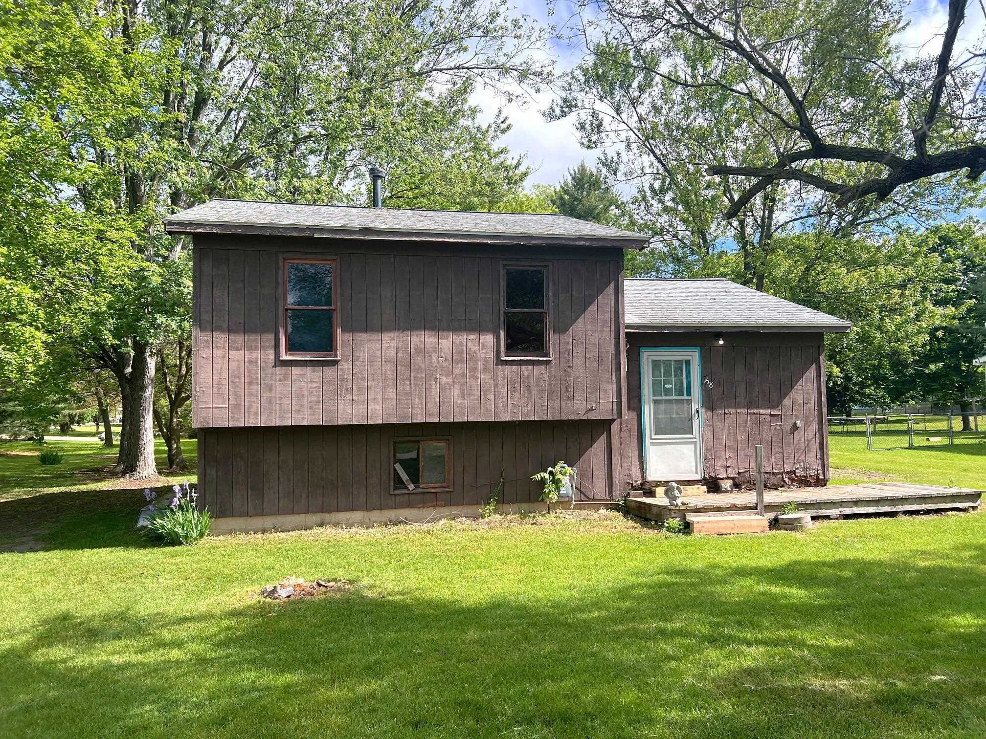 Property Photo: 158 W Willow Street MI 48872