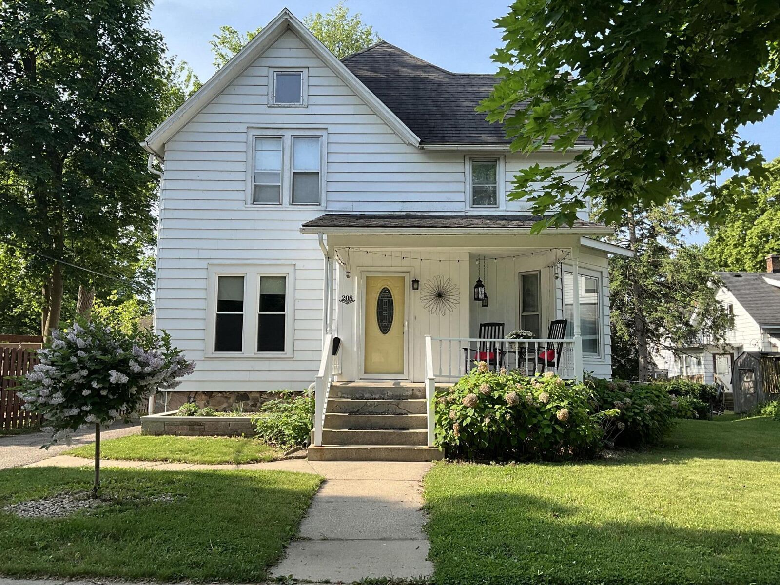 Property Photo:  208 E Sherman Ave  WI 53538 