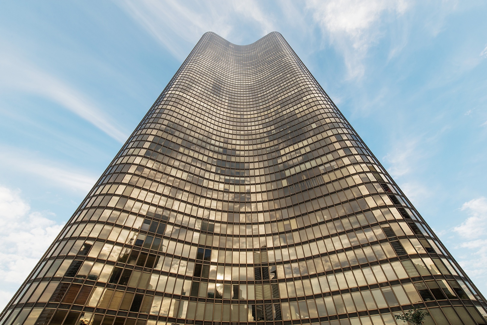Property Photo: 505 N Lake Shore Drive 2204-5 IL 60611