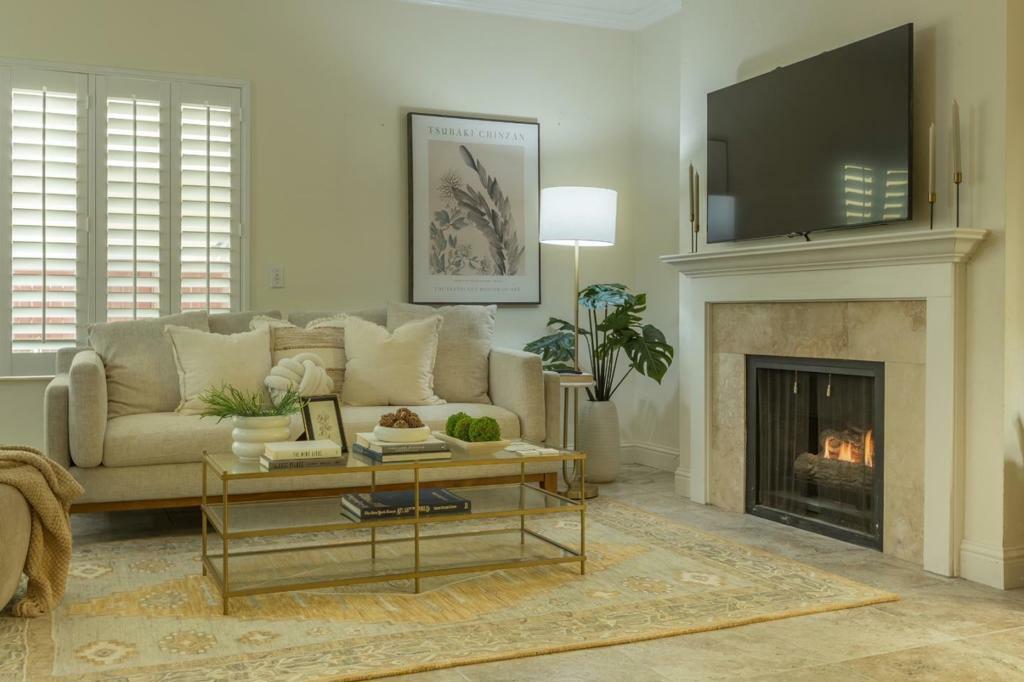 SE 4th Street 3N  Carmel CA 93923 photo