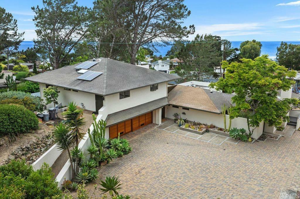 Property Photo: 1859 Zapo Street CA 92014