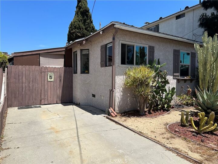 Property Photo: 4531 E 10th Street CA 90804