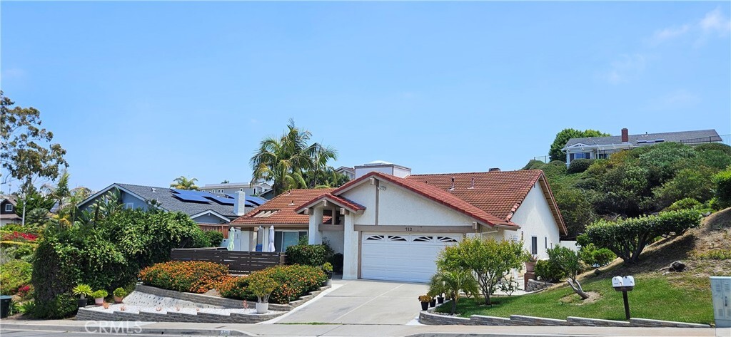 Property Photo: 712 Calle Contenta CA 92673