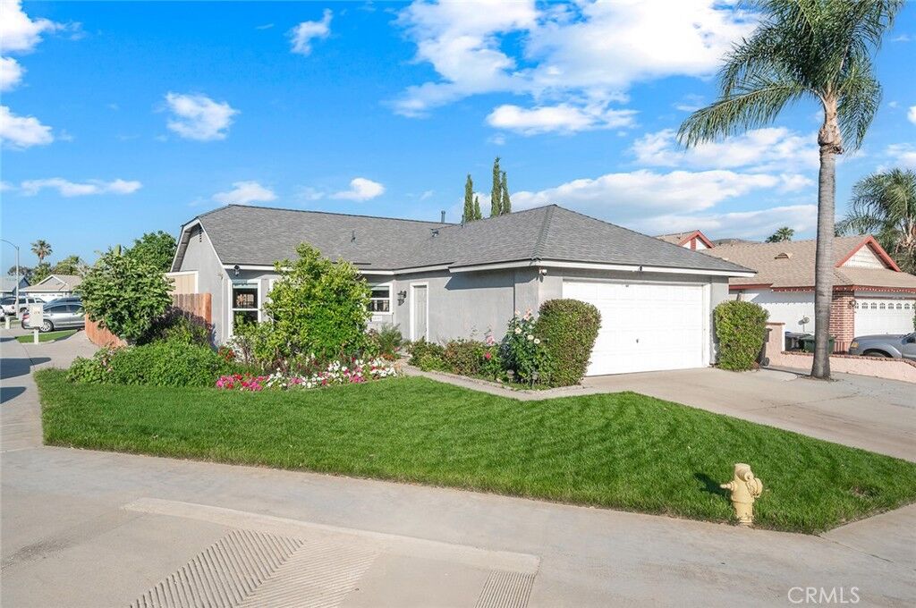 Property Photo:  11757 Oakwood Drive  CA 92337 