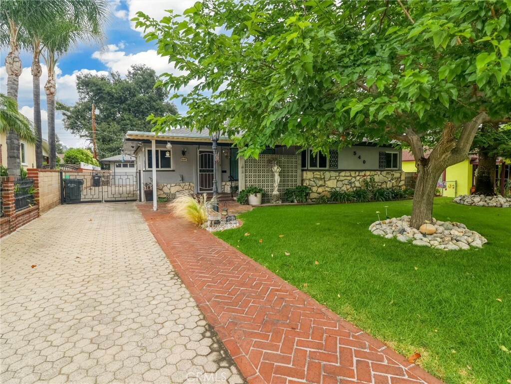 Property Photo:  540 Hacienda Drive  CA 91016 