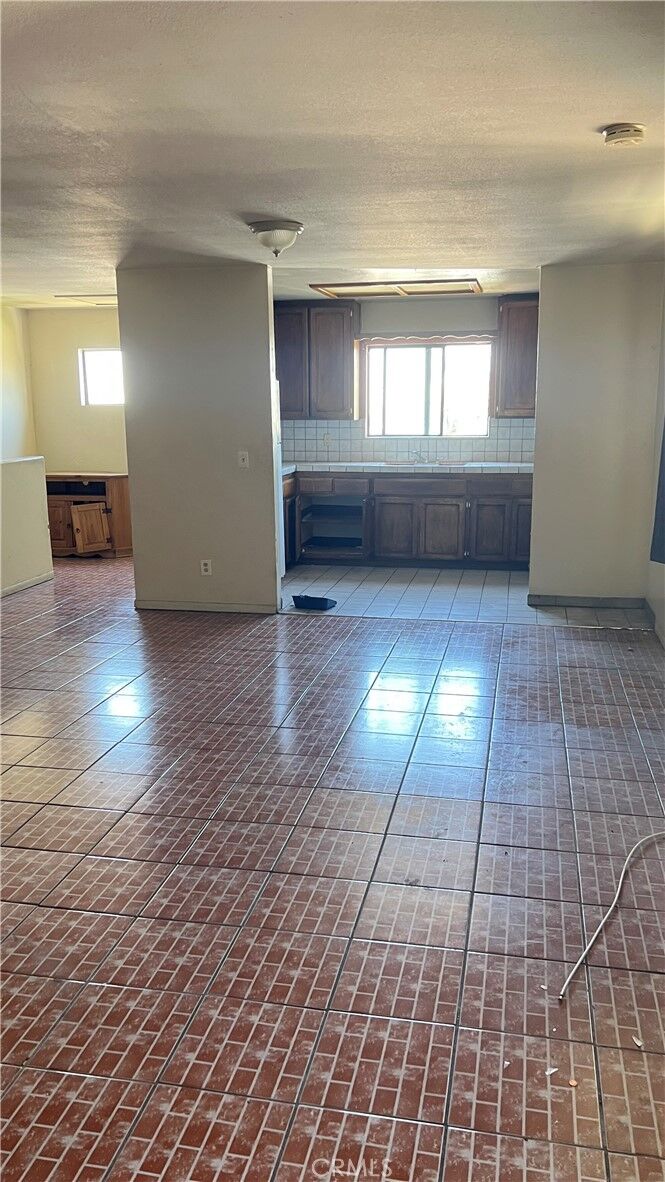 Property Photo: 1087 S Rowan Avenue CA 90023