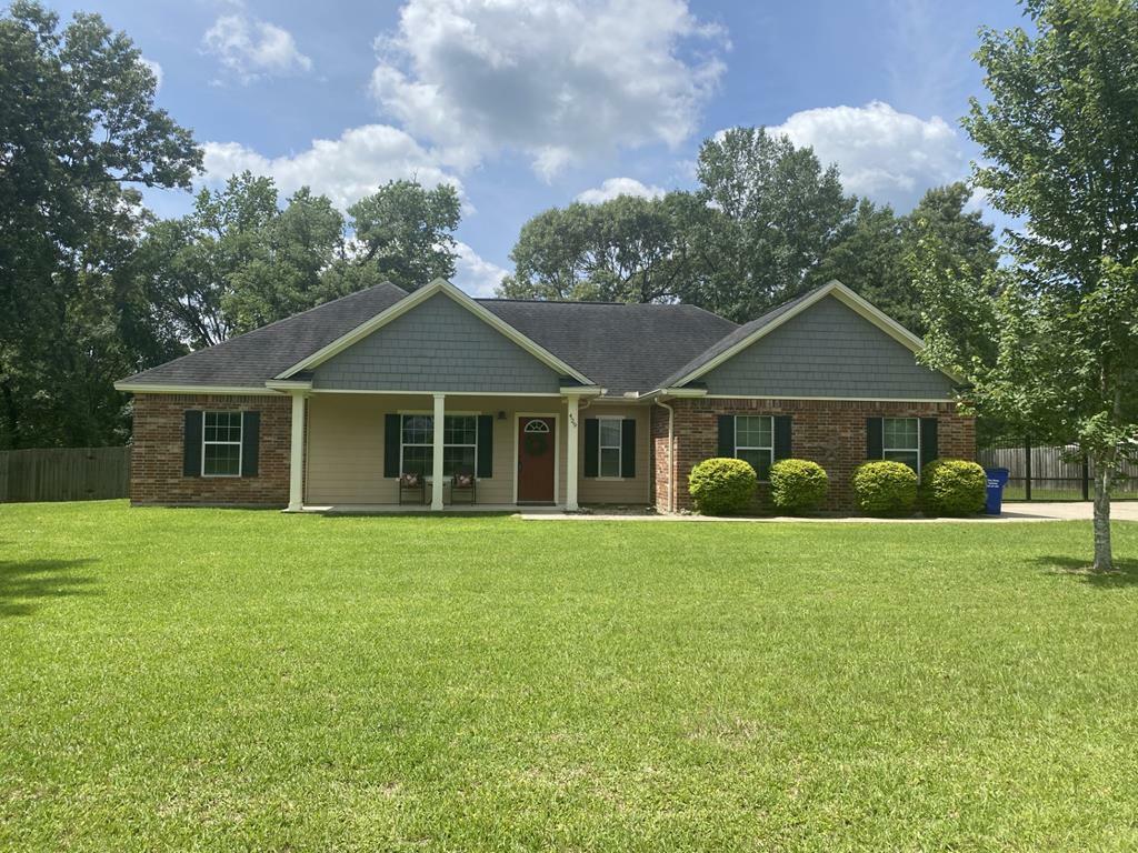 Property Photo:  429 Derek Rd  TX 75904 