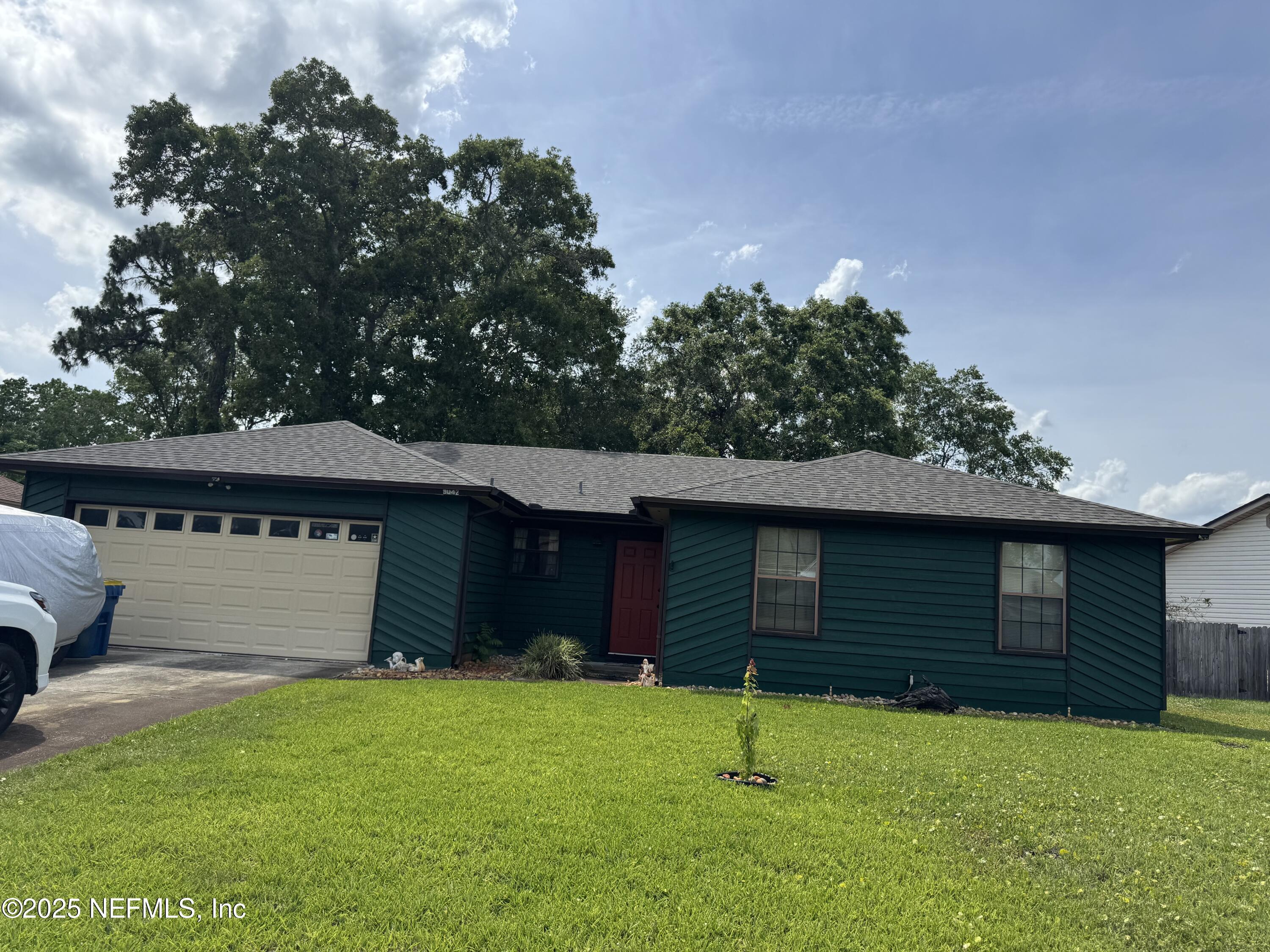 Property Photo:  3042 Hampstead Drive  FL 32225 