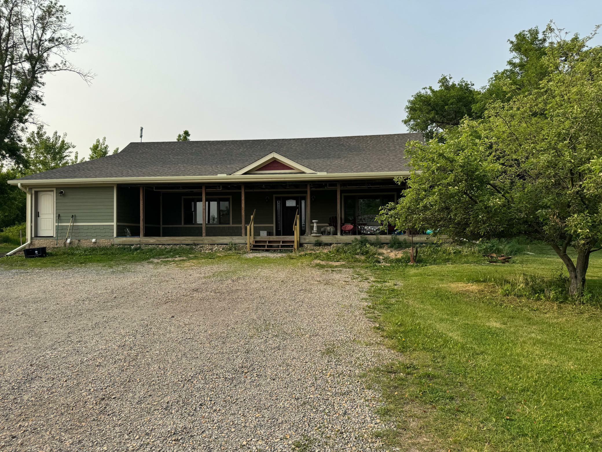 Property Photo: 15913 810th Avenue MN 56036