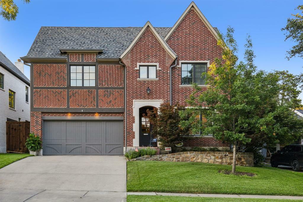 Property Photo: 6843 Coronado Avenue TX 75214
