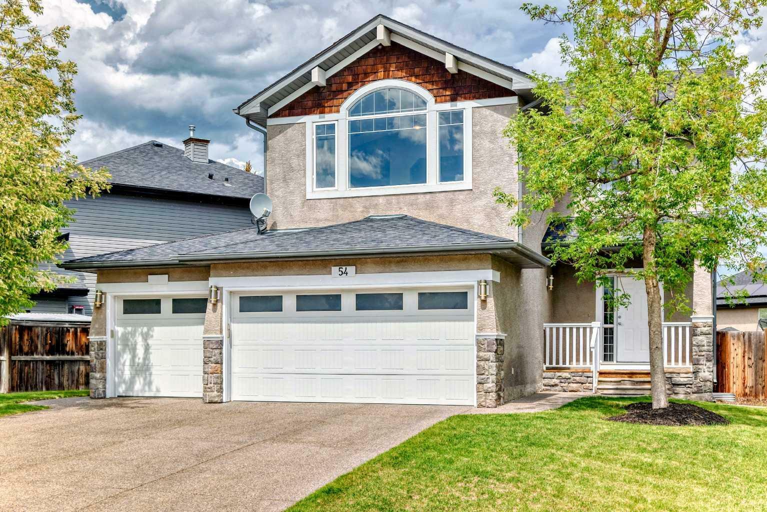 Property Photo: 54 Chapman Way SE AB T2X 3S5