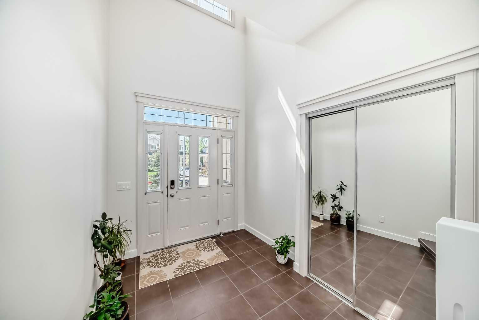 Property Photo: 314 Evanston Drive NW AB T3P 0E3