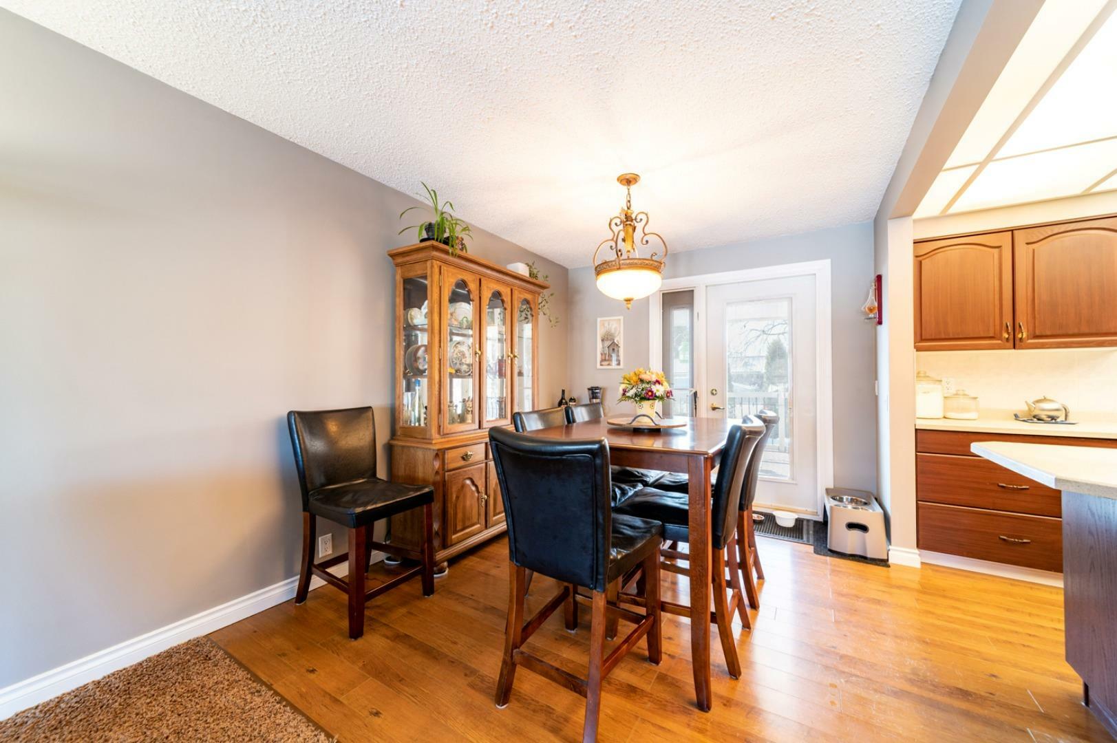 Photo de la propriété: 517 2 Street Crescent AB T9W 1A8