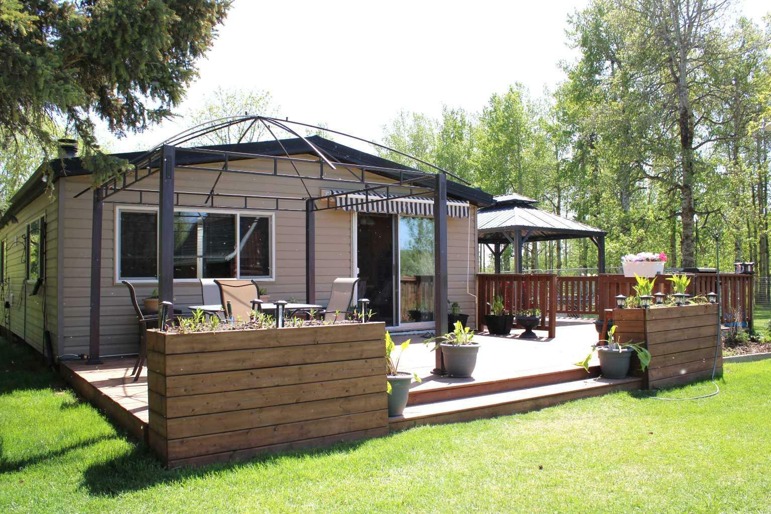 Photo de la propriété: 4003 Township Road 324 AB T4H 4C3