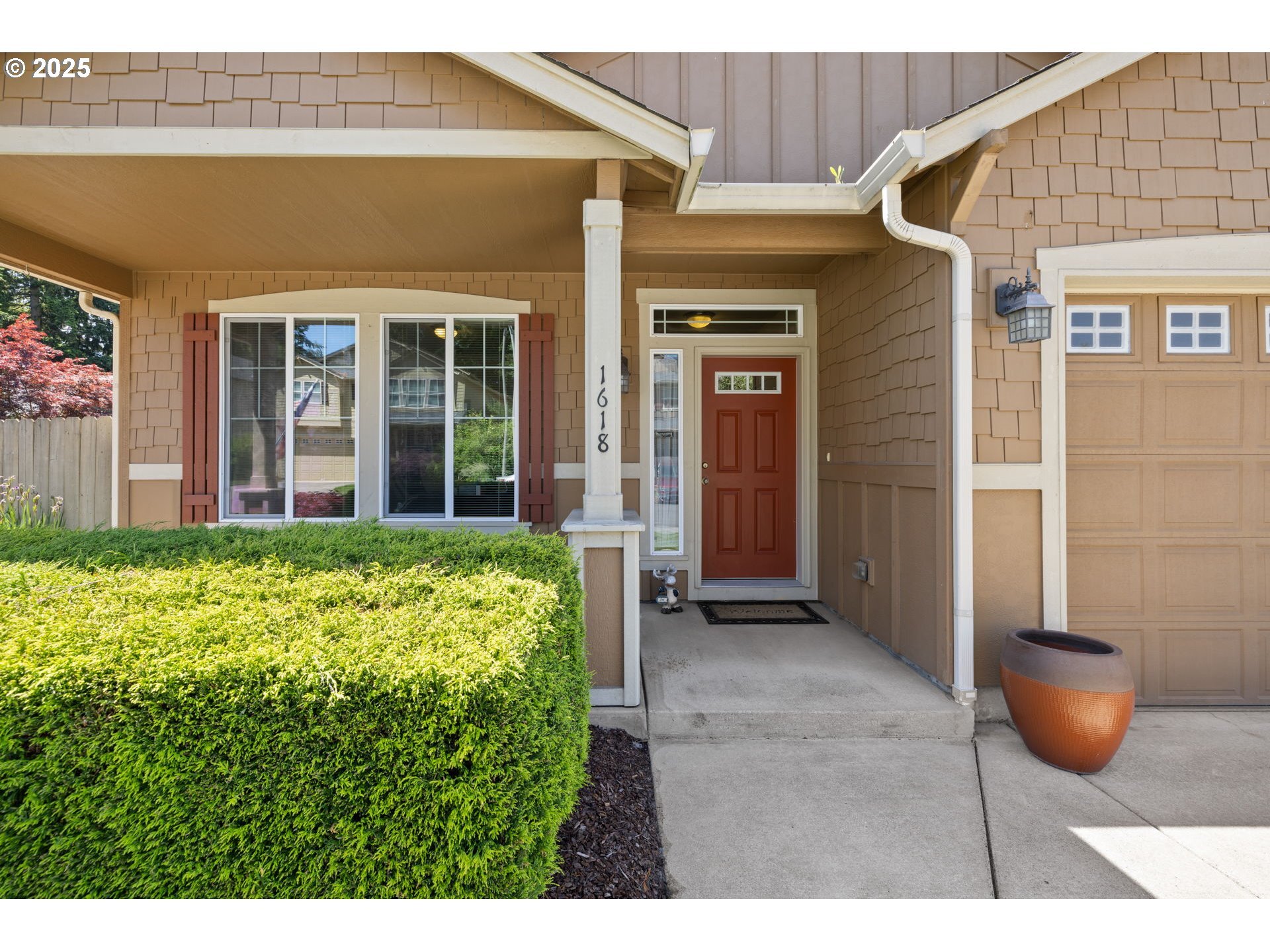 Property Photo:  1618 NE 158th Ct  WA 98684 