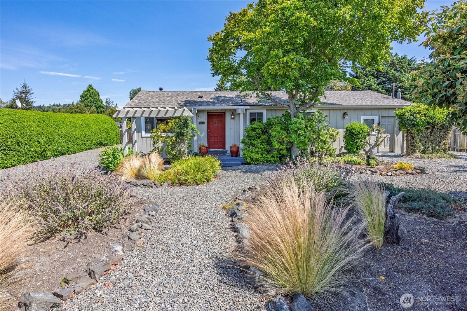 Property Photo:  2514  Haines Street  WA 98368 