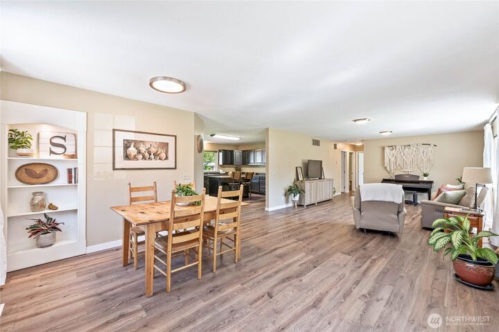 Property Photo: 5110 Regan Road WA 98815